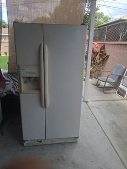 KENMORE REFRIGERATOR