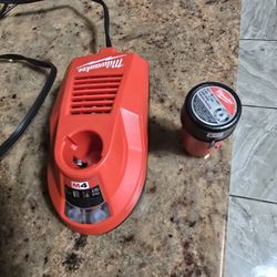 Milwaukee M4 2 Ah Battery Charger - Red 
