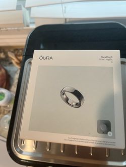 Brand New (Sealed) Oura Ring 5 Size 9