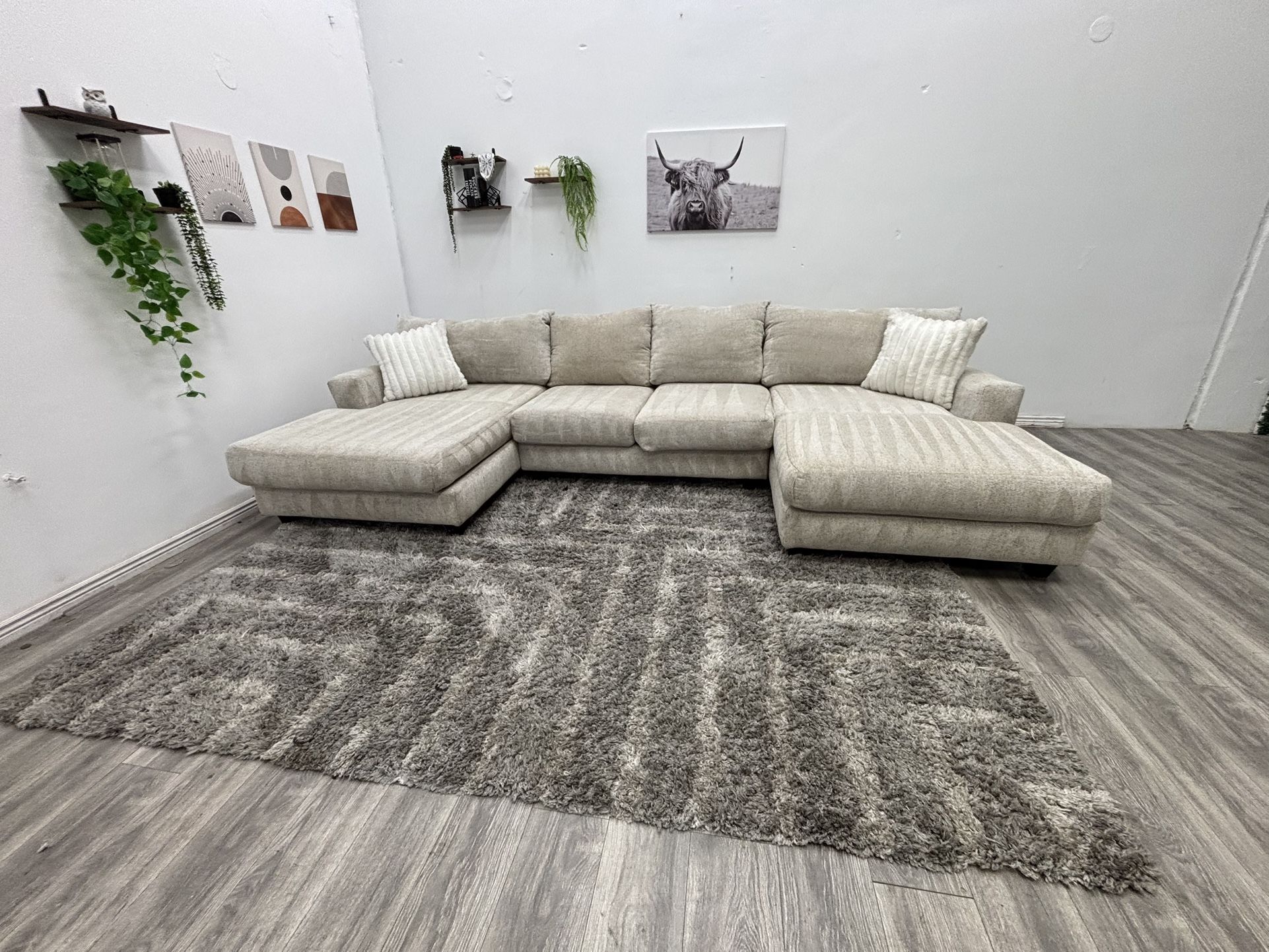 Cream Sectional Couch - Free Delivery 