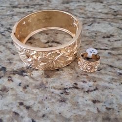  NEW HIBISCUS BRACELET AND RING