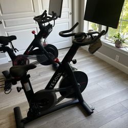Yesoul Indoor Bike – Near-New Condition