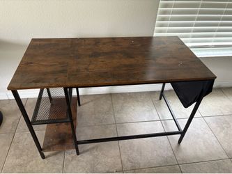 FREE DESK!!!