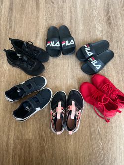 Children's new shoes bundle, pay one price take them all!
