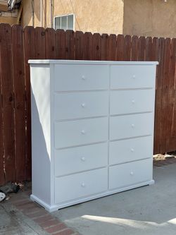 Solid Wood White 10 Drawer Dresser