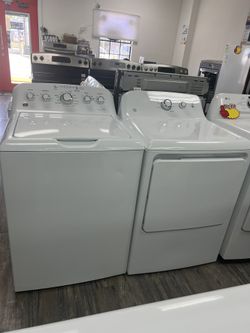 Washer and Dryer Set G.E Good condition working perfect with warranty Delivery Available 