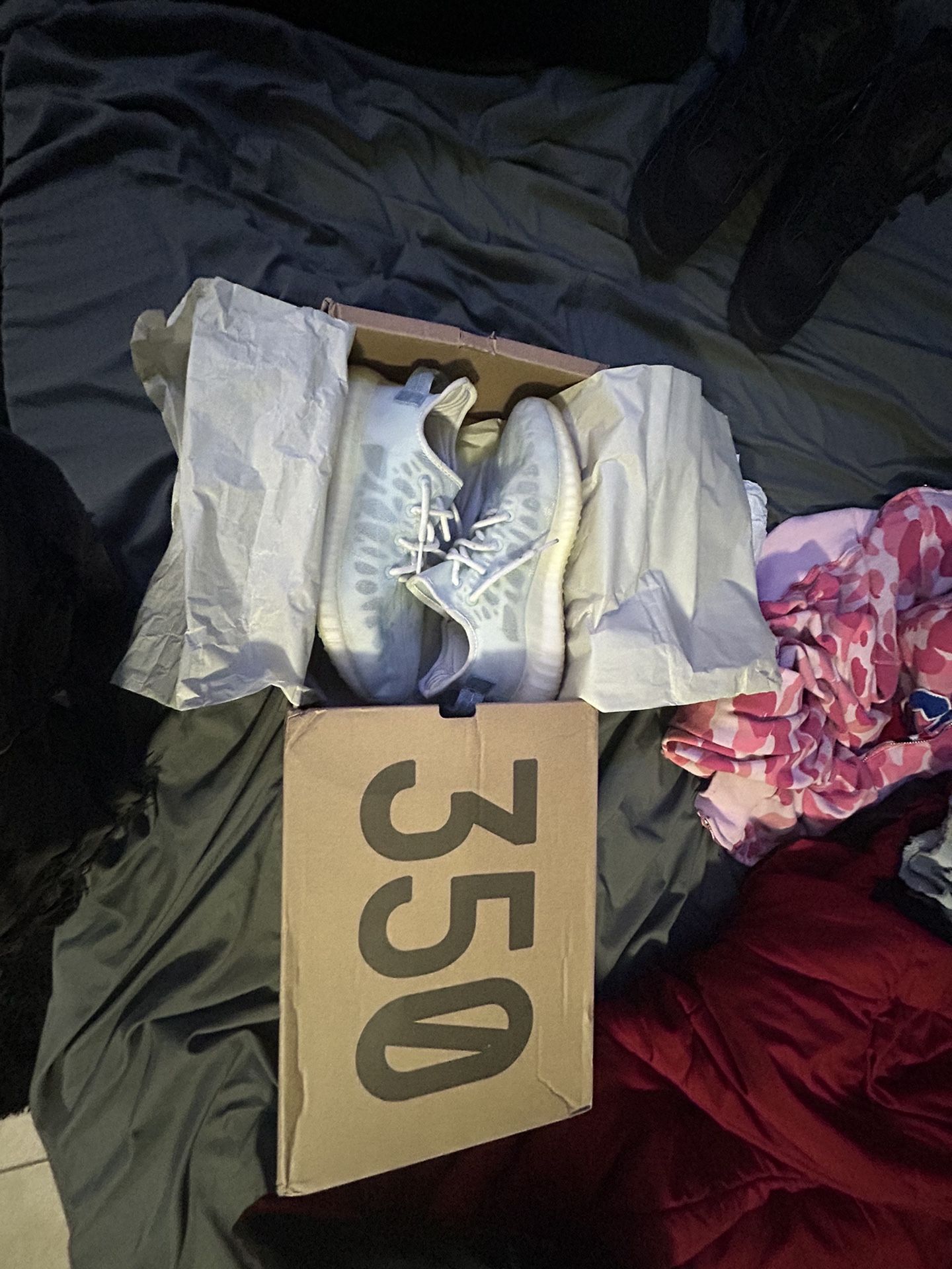 *BEST OFFER*yeezy 350 v2 mono ice sz 8