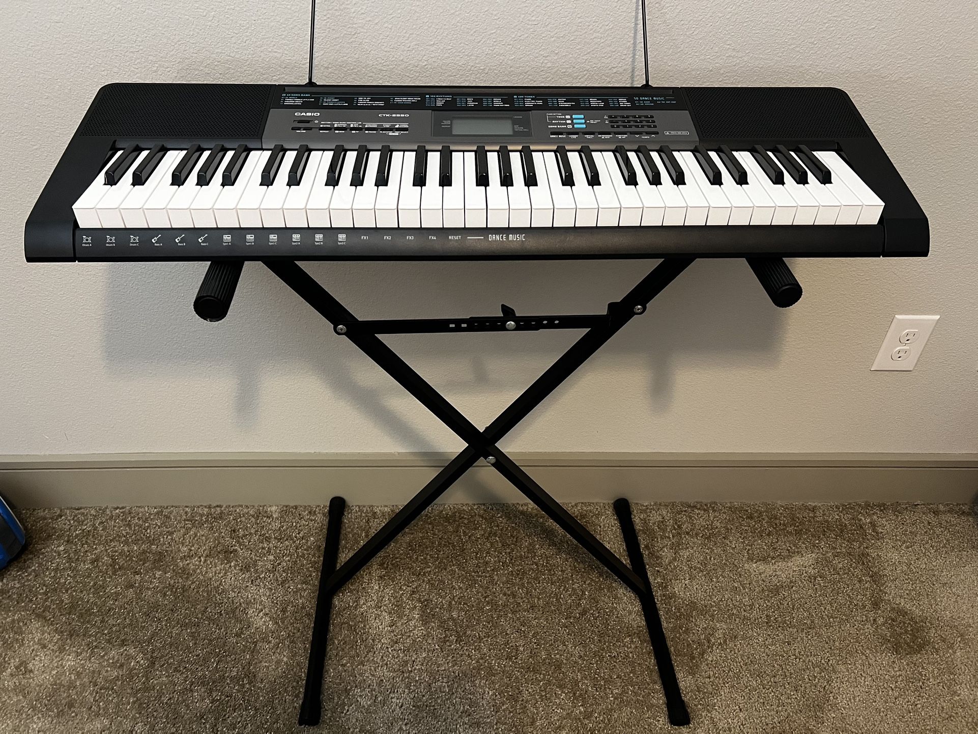 Casio 61 Key Portable Keyboard w/ Stand