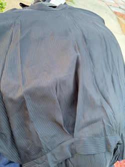 Ropa nueva de Zara con etiqueta