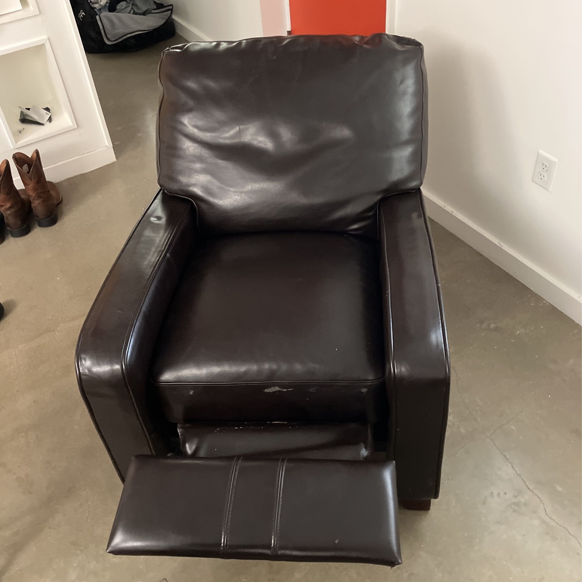 Leather Recliner Chair 