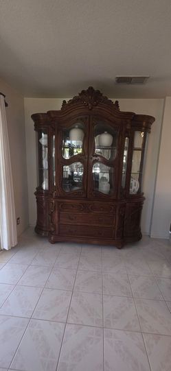 Hutch-china cabinet