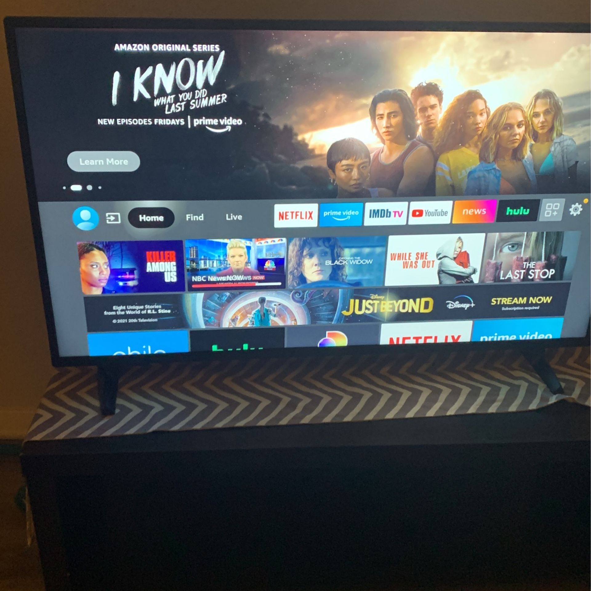 50”Smart Tv  Brand Insignia   