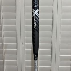 2022 Louisville Slugger Meta Softball Bat (33in, -10)