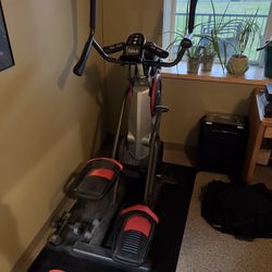 As New Bow flex Max Trainer - Used 1 Time. 