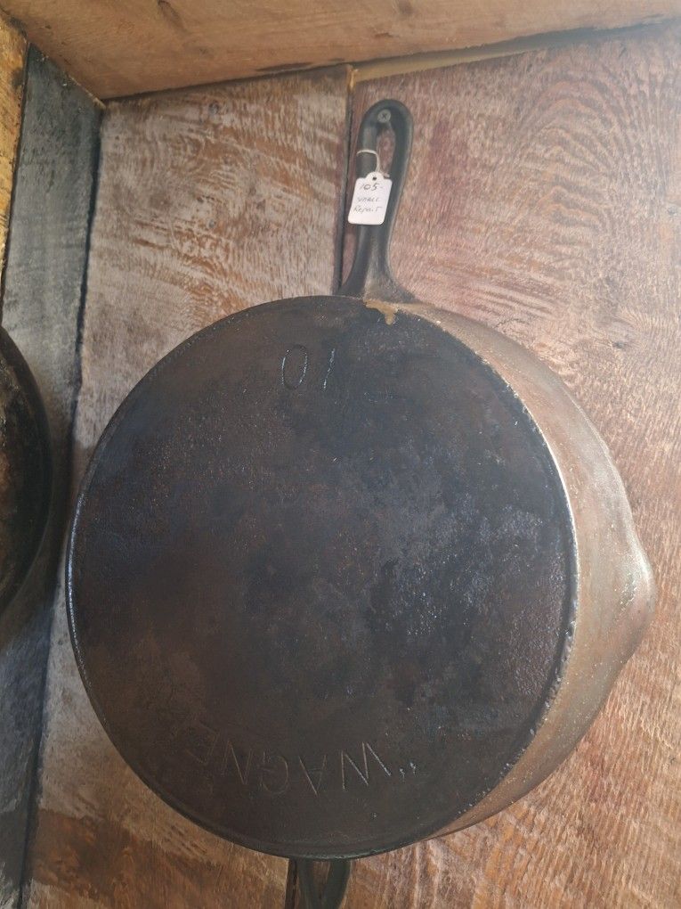 Wagner 10 Cast Iron Pan