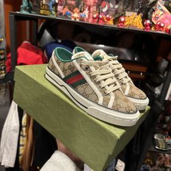 Gucci Tennis 1977 GG