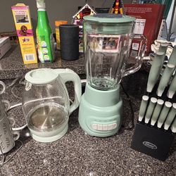 Green Kitchen appliances Set