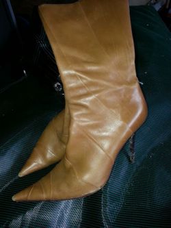 Aldo boots 8