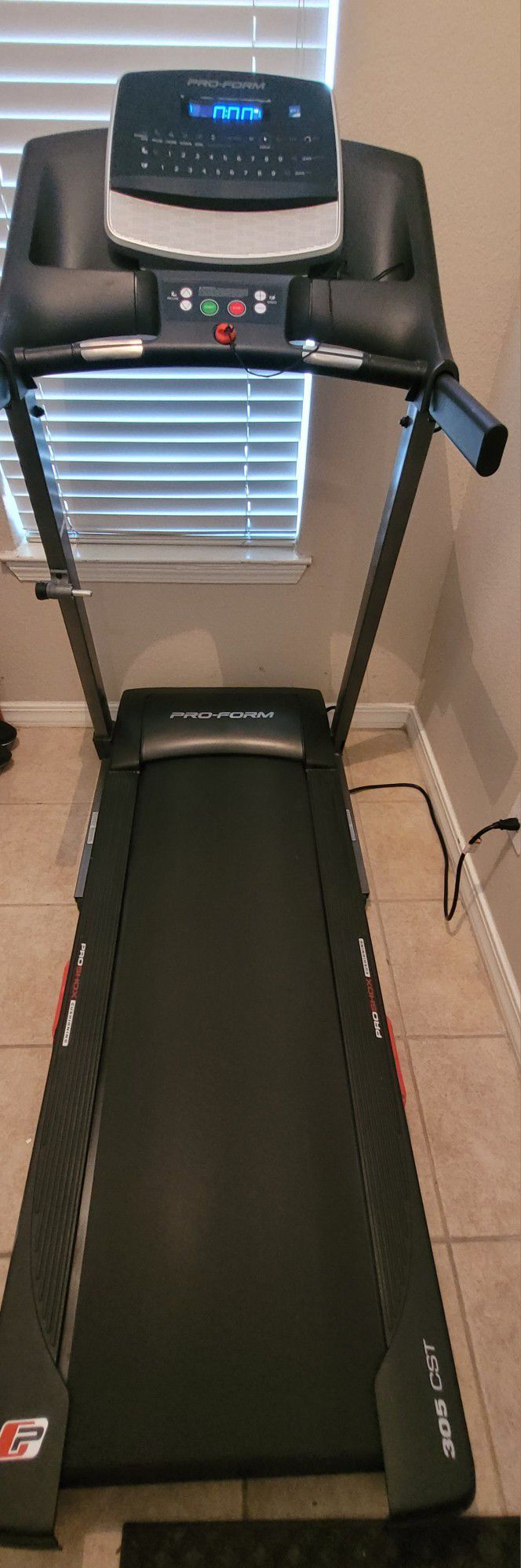 Proform 305 CST  Treadmill