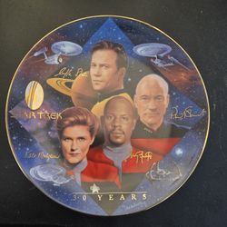 Star Trek 30 Years Collectible Plate - Captains Tribute 0549F