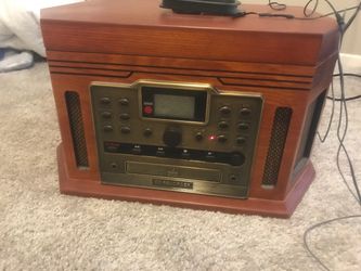 Crosley music cd cassette  tape radio player  with remote