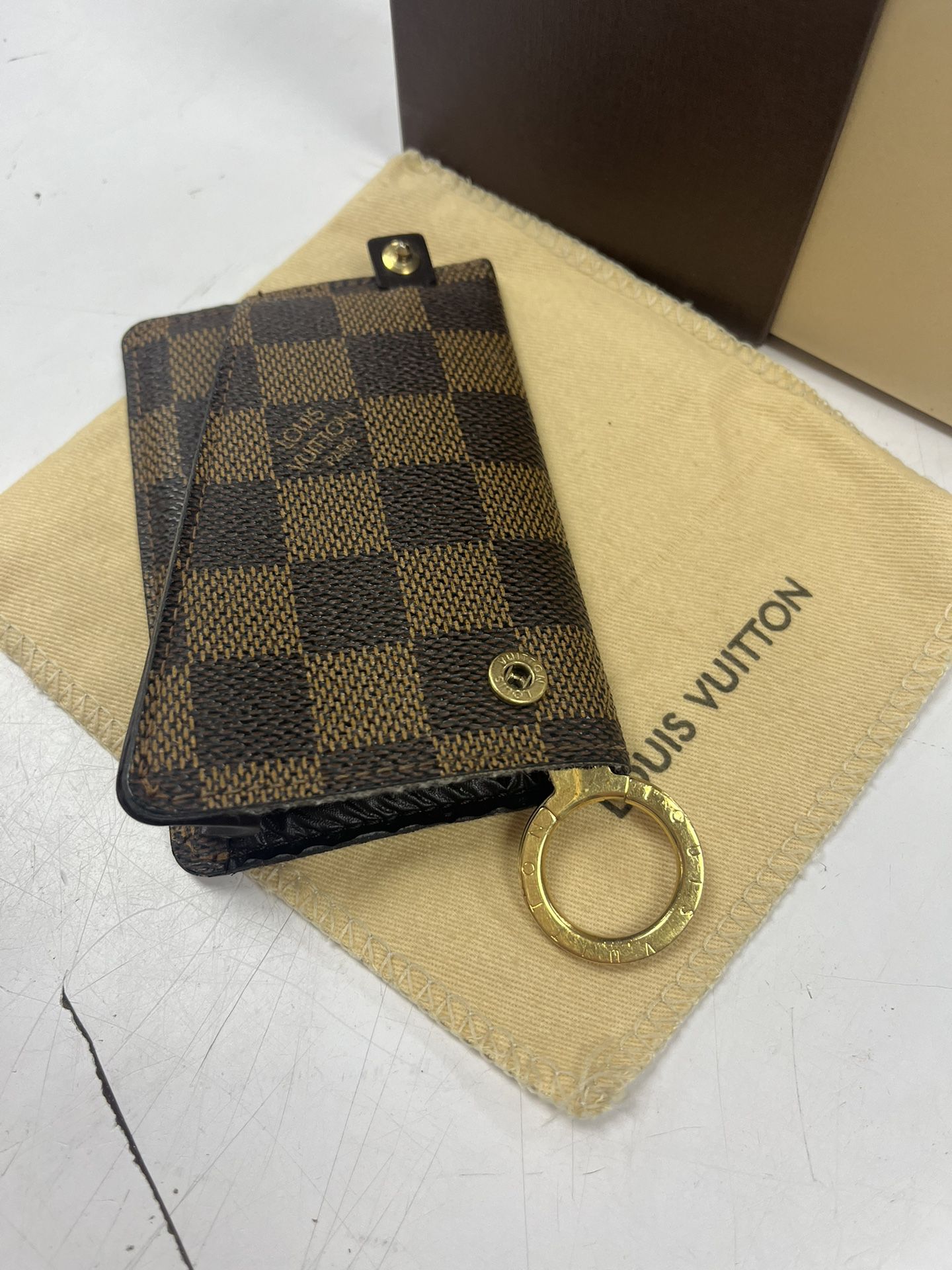 Authentic Louis Vuitton Vachetta Leather Clochette Bell Key Holder for Sale  in West Covina, CA - OfferUp