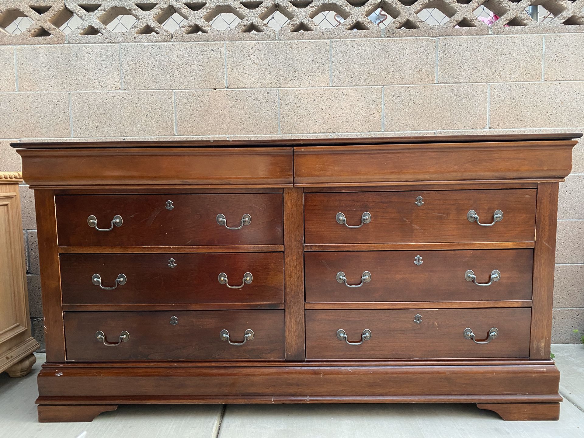 Louis Phillips Dresser with 8 Drawer