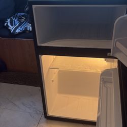 Whirlpool Mini Fridge