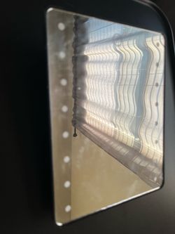 LED VANITY MIRROR