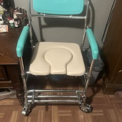 Shower Commode Rolling Chair With  Arm And Foot rest And Brakes