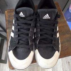 Adidas  Bravada 2.0 Lifestyle Skateboarding Canvas
 Mens size 9 