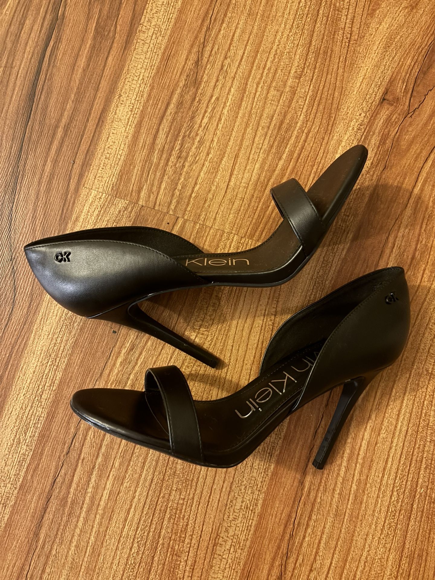 Size 9 Calvin Klein Heels