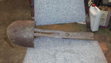 Small shovel no handle, Pat March 30 1880 Canton Ohio