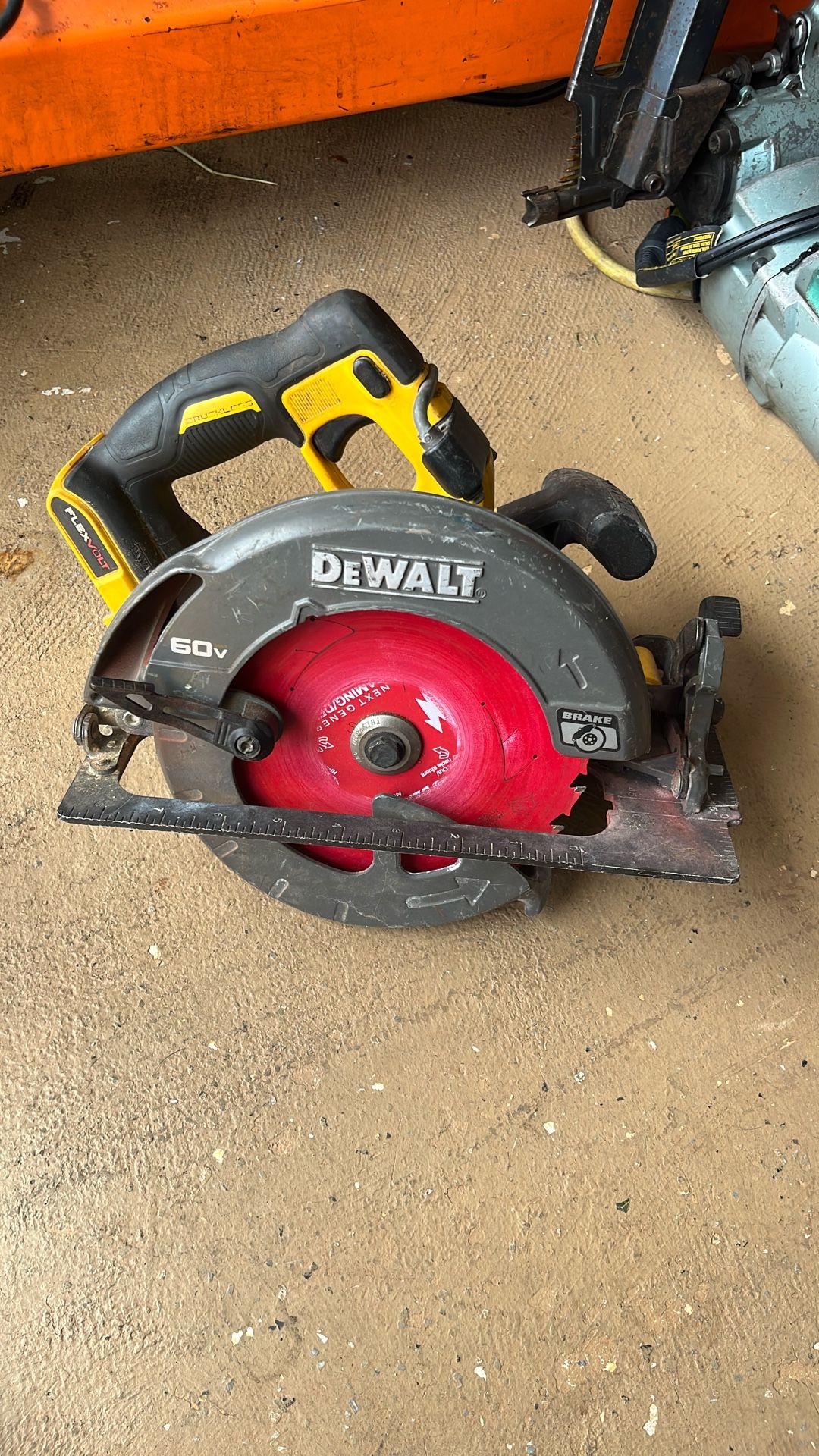 Dewalt