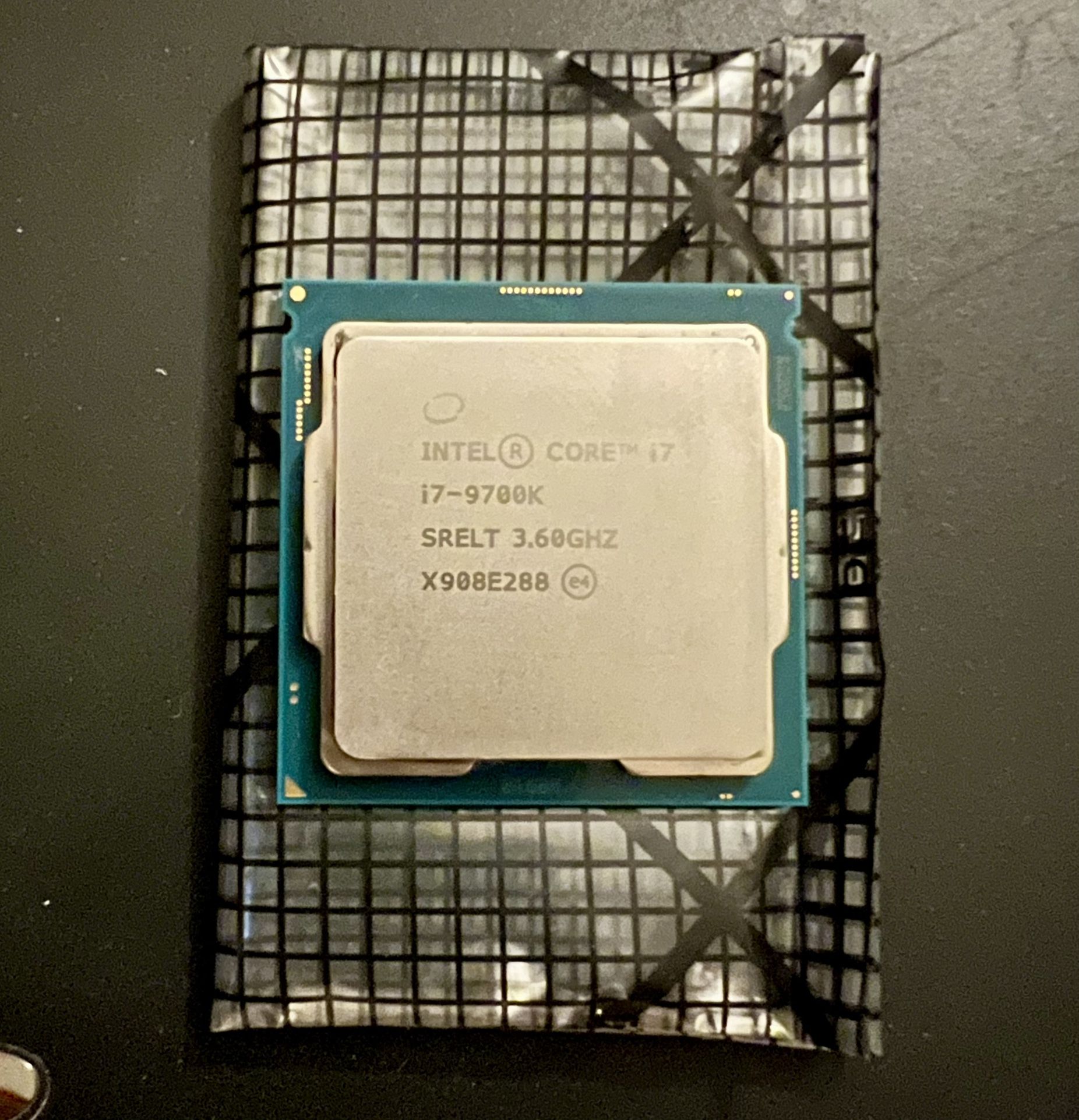 Intel Core i7-9700K 9th Gen 3.60 GHz 8-Core 12MB LGA1151 CPU Unlocked