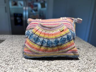 Pinzon Handwoven Bag