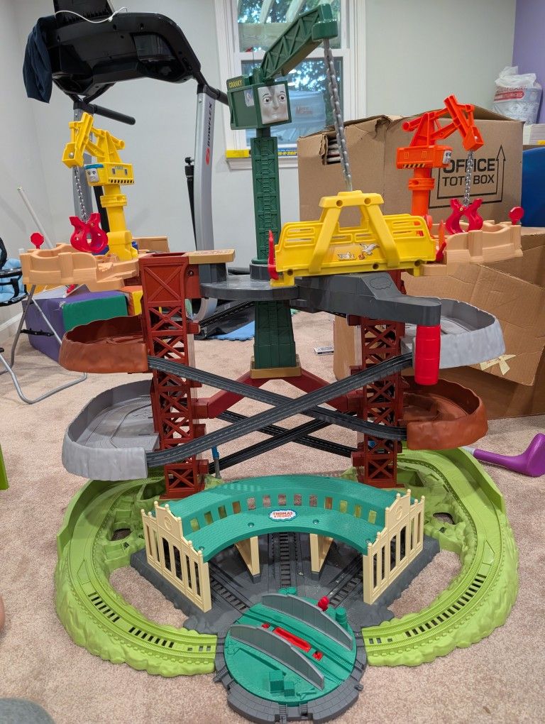 Thomas And Friends Cranes And Trains Super Tower