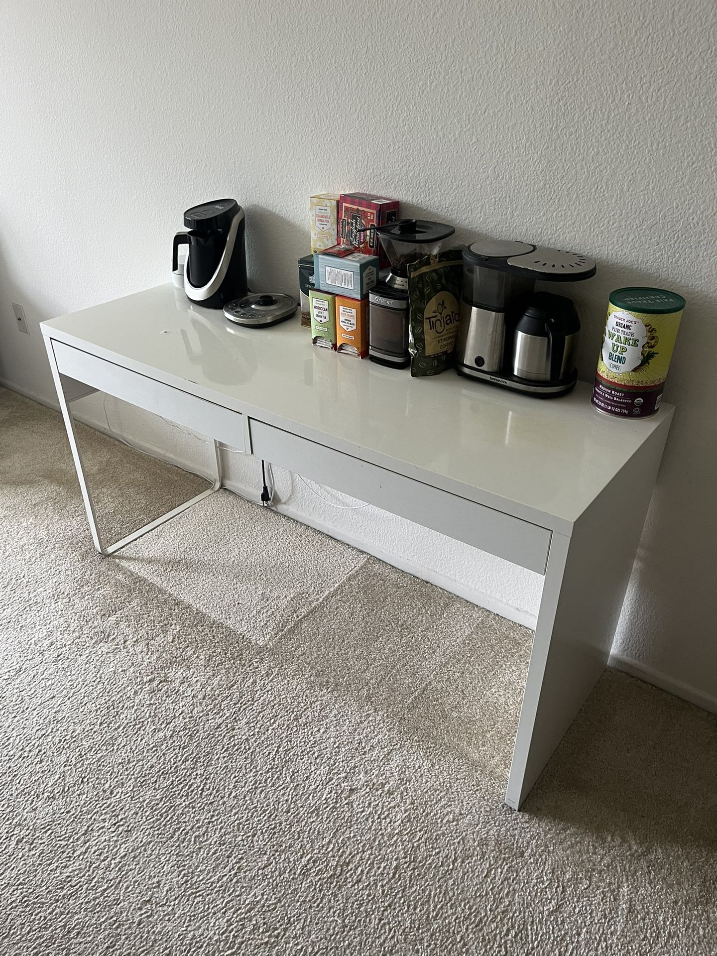 IKEA Micke Desk