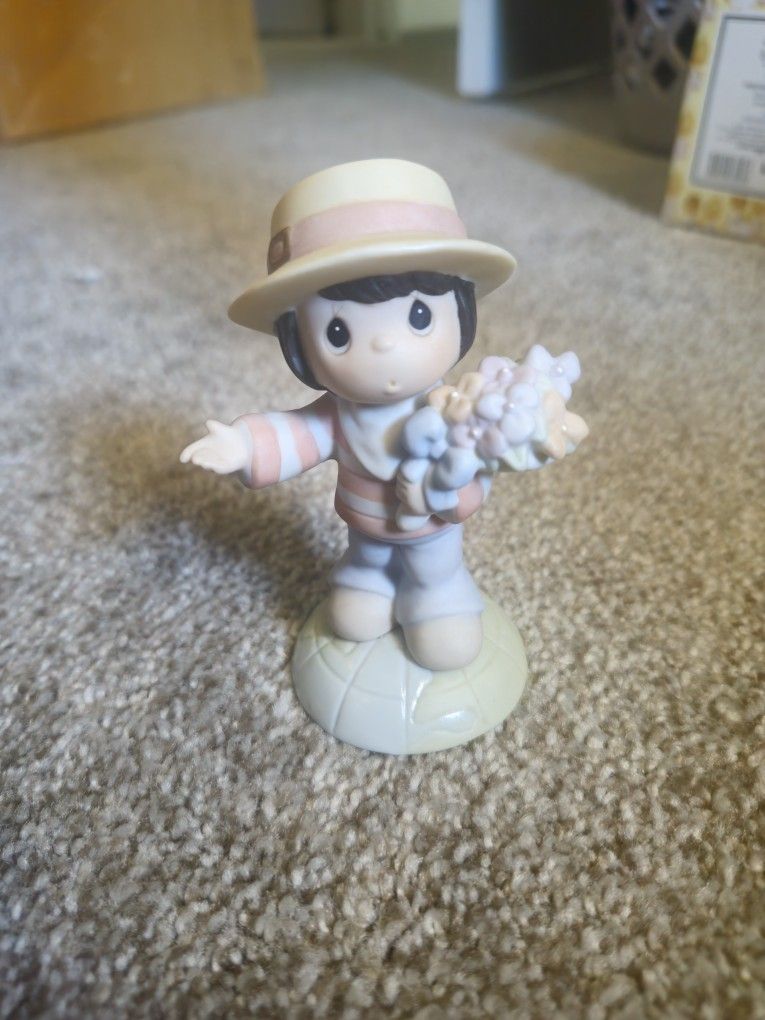 Precious Moments: Dont Rome To Far From Home