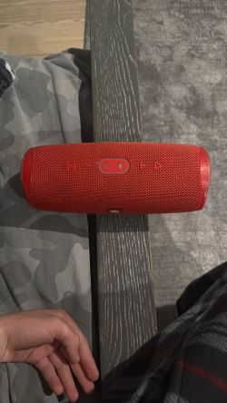 JBL CHARGE 4