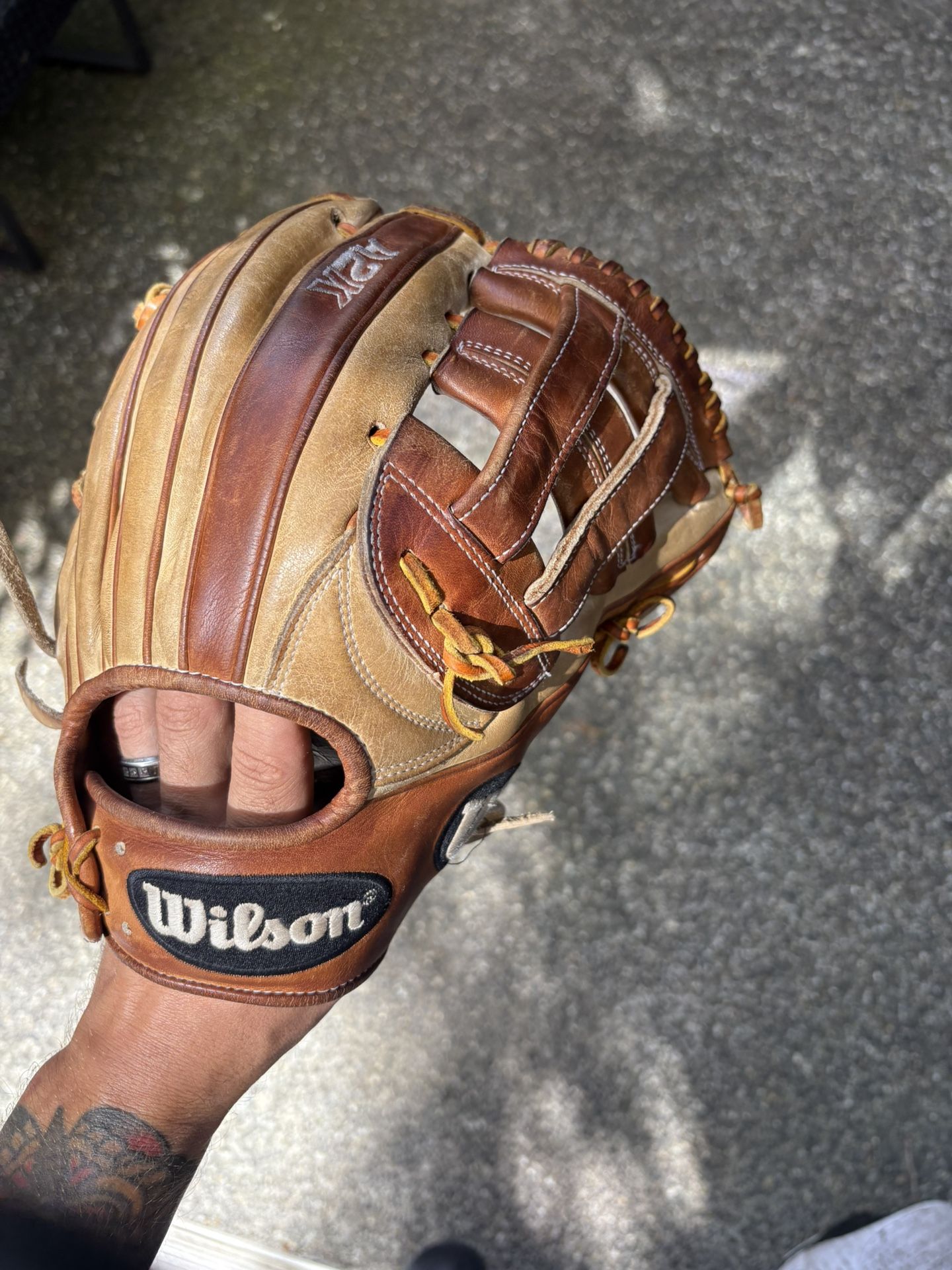 Wilson A2K 1721 12in
