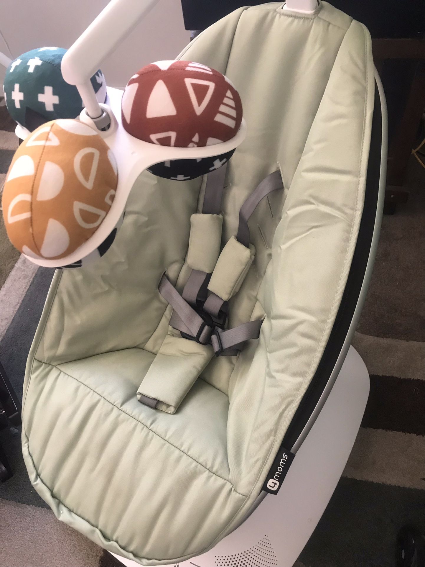 4Moms Mamaroo Swing Model 1046 (NOT RECALLED)