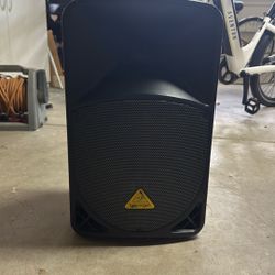 Behringer Eurolive B112w