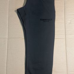 Essential sweats(NEW)