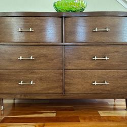 MCM Beauty! Refinished dresser / chest -- Amazing woodgrain! 