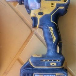 Dewalt 20v Impact Driver W/battery 