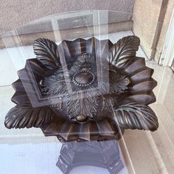 Indoor outdoor accent table