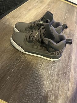 Nike Air Jordan Spizike Gray High-Top Sneakers