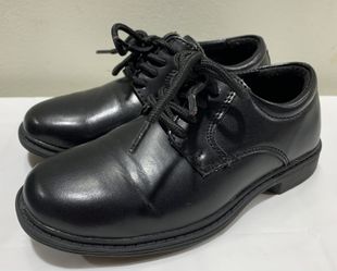 Stacy Adams boys size 10 black dress shoes - worn once like new