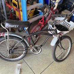 Vintage Huffy Thunder Bicycle 